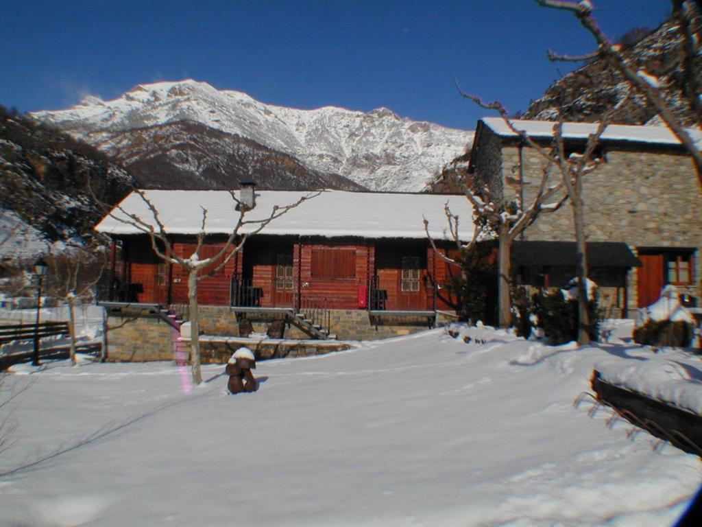 Bungalows La Borda D'Arnaldet Villanova Exterior photo